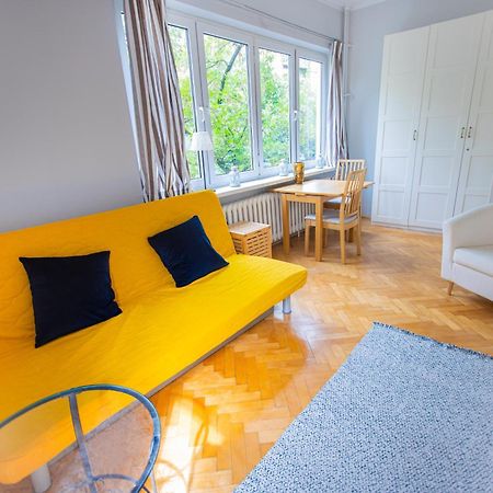 Hoza Str Apt. Great Location. Close To Everything. Appartement Warschau Buitenkant foto