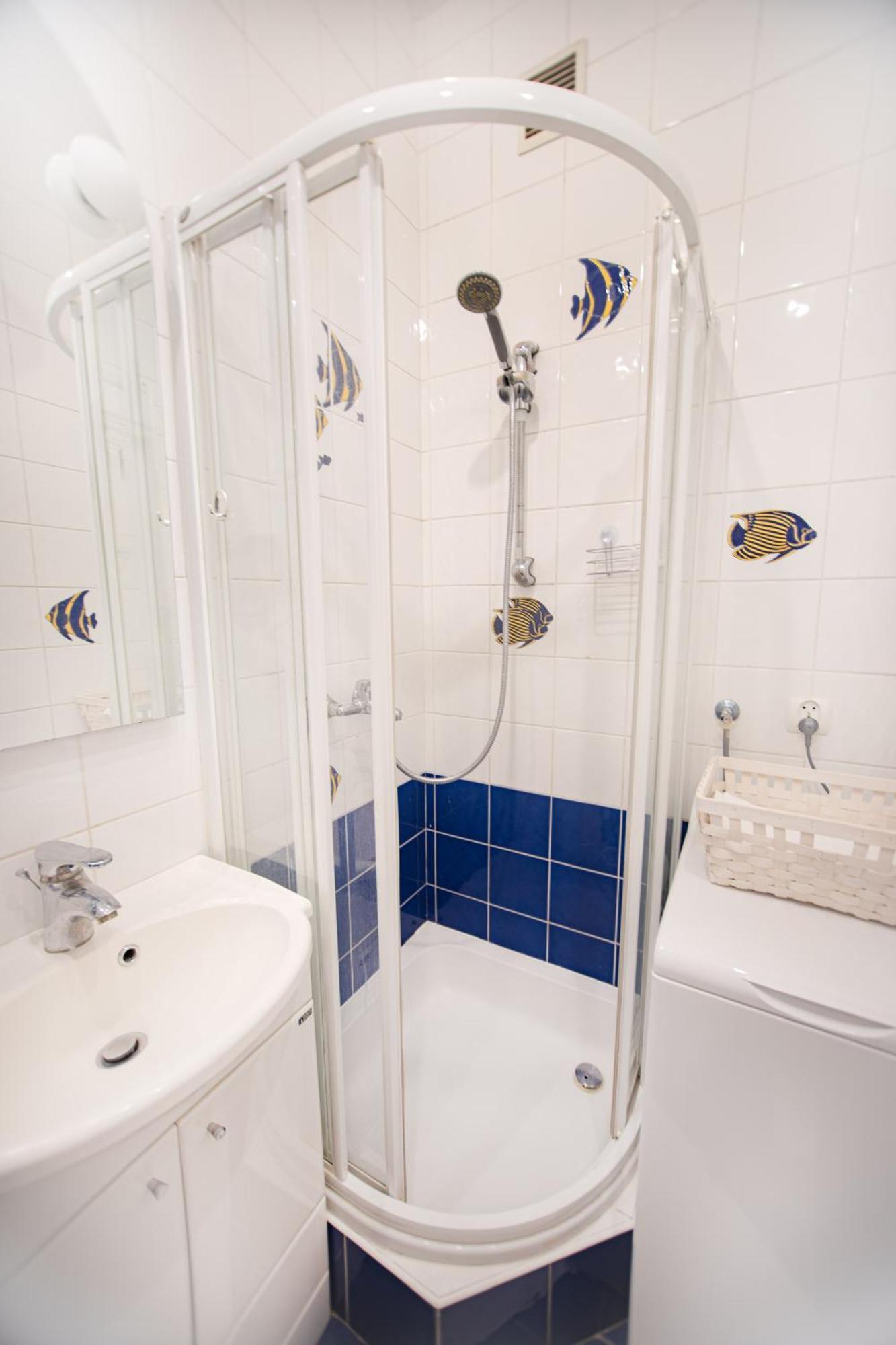 Hoza Str Apt. Great Location. Close To Everything. Appartement Warschau Buitenkant foto